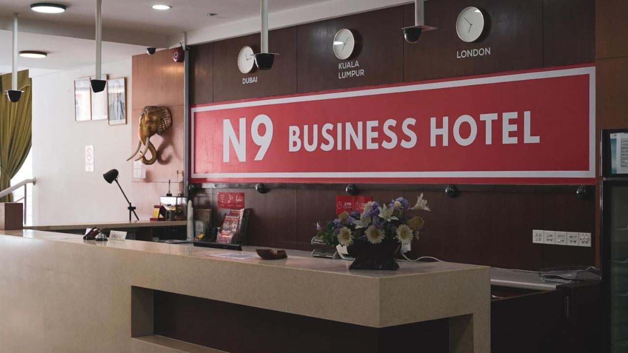 N9 Business Hotel Sdn Bhd Nilai Luaran gambar